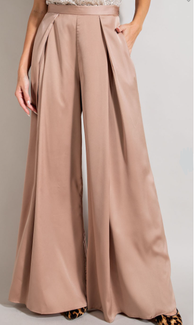 PLEATED WIDE LEG PANTS